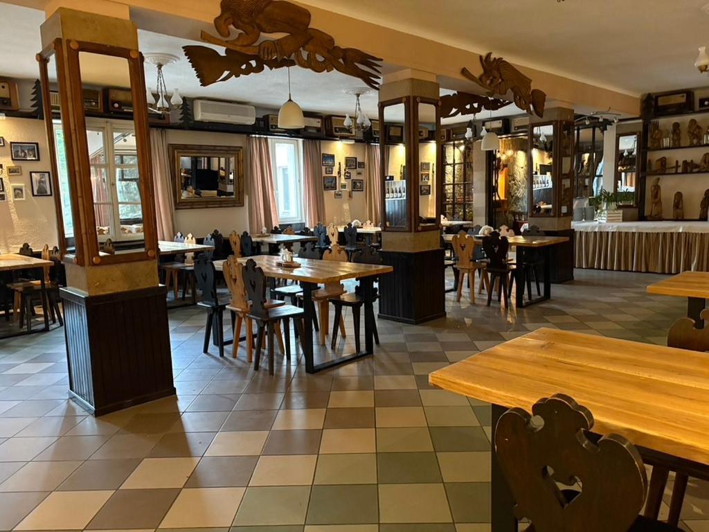 Hotel Jodelka à Swieta Katarzyna  Extérieur photo