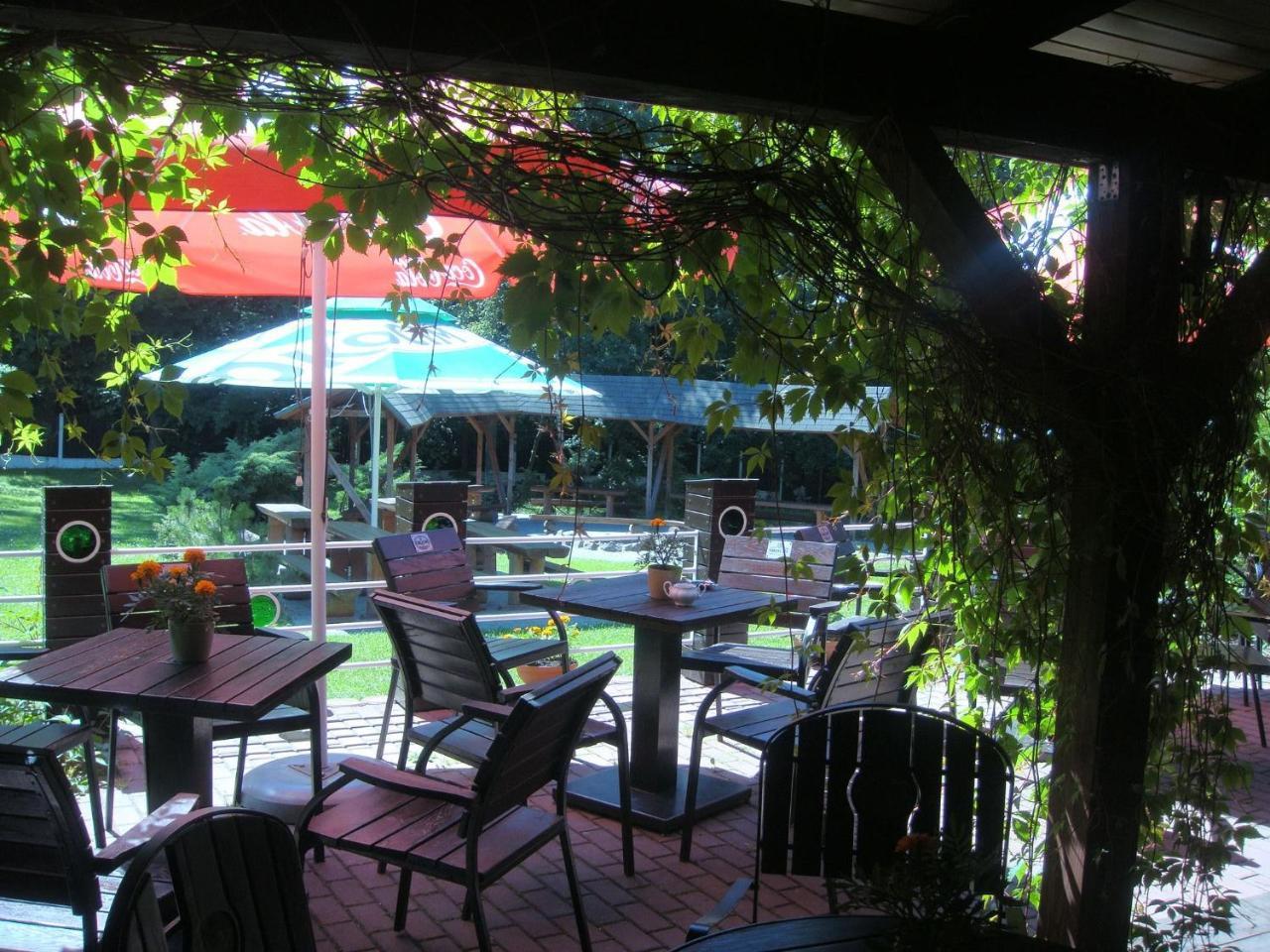 Hotel Jodelka à Swieta Katarzyna  Extérieur photo